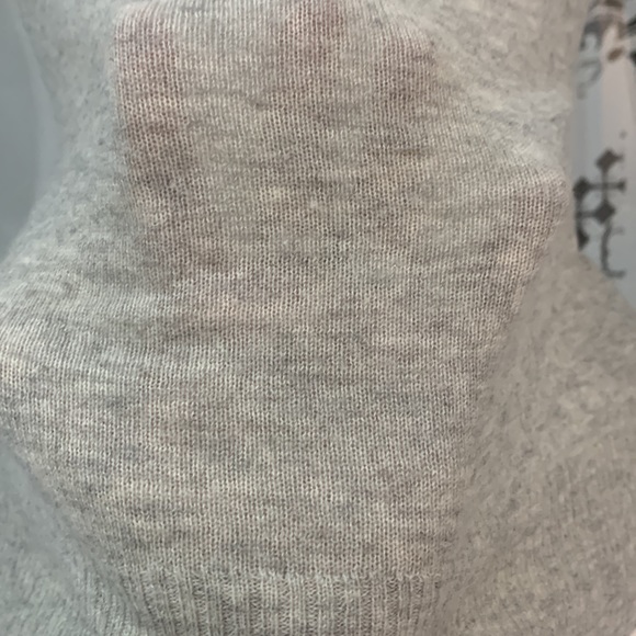 BCBG Thin & Soft Wool Blend Sweater Top - Picture 8 of 14